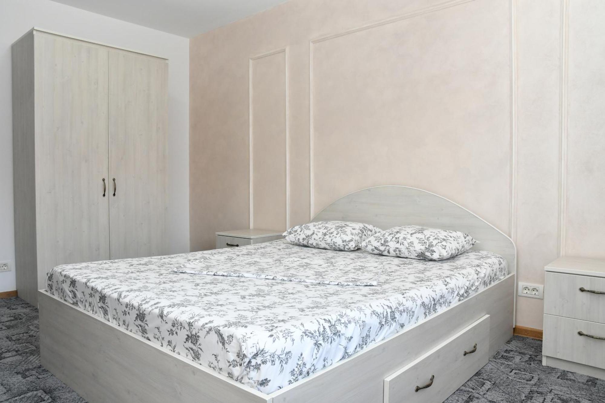 Apartament Luxury - Promenada Mall Craiova Ngoại thất bức ảnh
